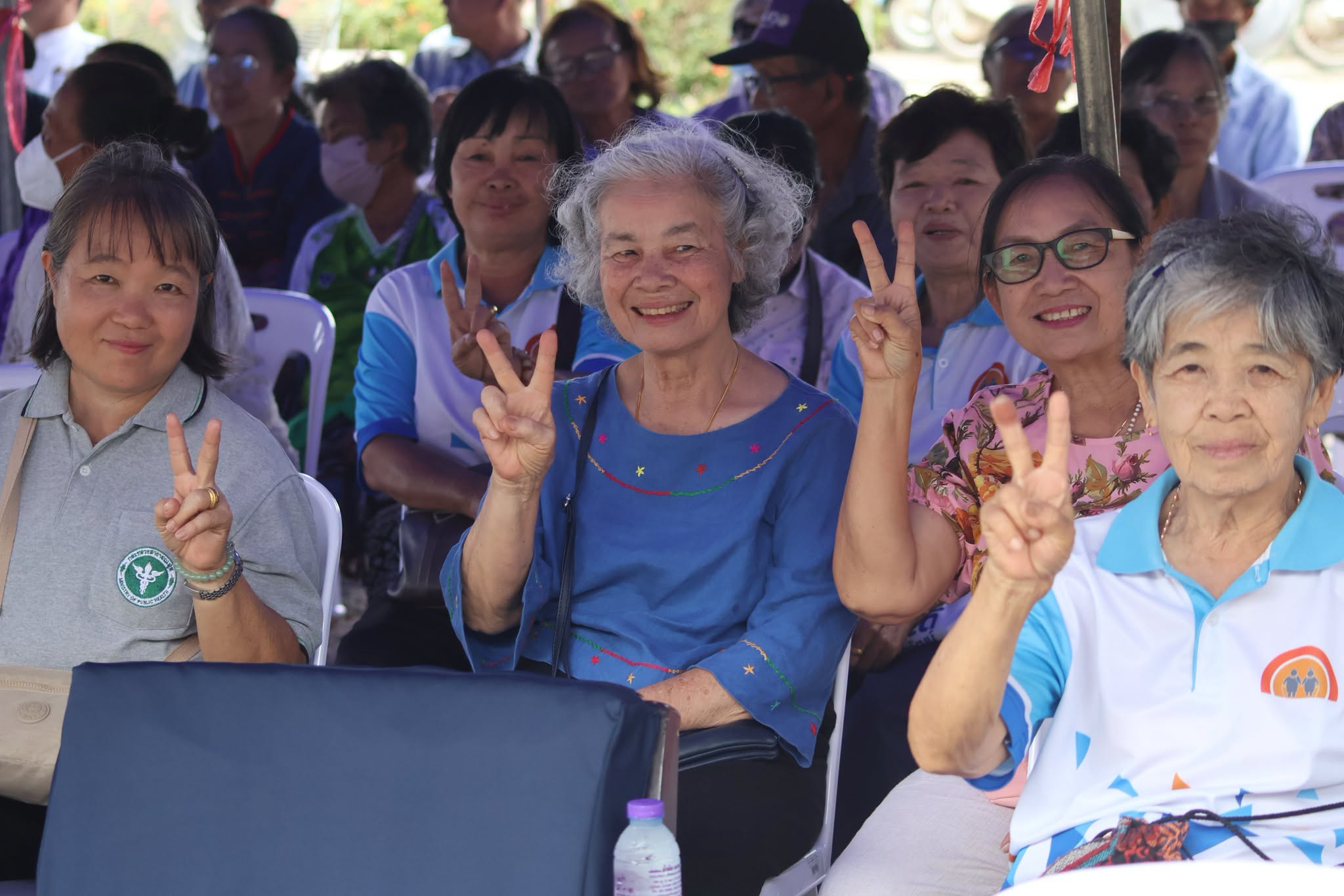 เปิดโรงเรียนผู้สูงอายุเทศบาลตำบลสันมะค่า